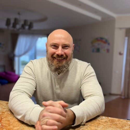 Supply manager Alexander Lobok